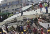 Число жертв землетрясения в Мексике превысило 300 человек