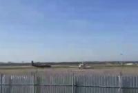 В аэропорту "Киев" приземлились три военных самолета (видео)