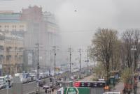 В Киеве на Крещатике были слышны взрывы, центр затянуло дымом