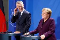 Меркель ответила Макрону относительно "смерти мозга НАТО"