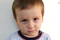 В Киеве родители бросили 3-летнего ребенка на улице из-за "жизненных трудностей"