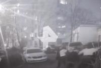 Десятки дворников с лопатами устроили массовое побоище в Москве (видео)