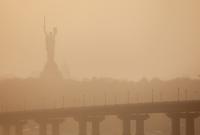 Экологи объяснили, почему в Киеве возникла пылева буря