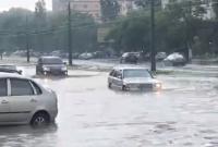 Венеция отдыхает: в Одессе ливень затопил центр города