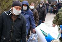 Освобожденные из плена боевиков украинцы поделились первыми впечатлениями на свободе (видео) Освобожденные из плена боевиков украинцы поделились первыми впечатлениями на свободе (видео)
